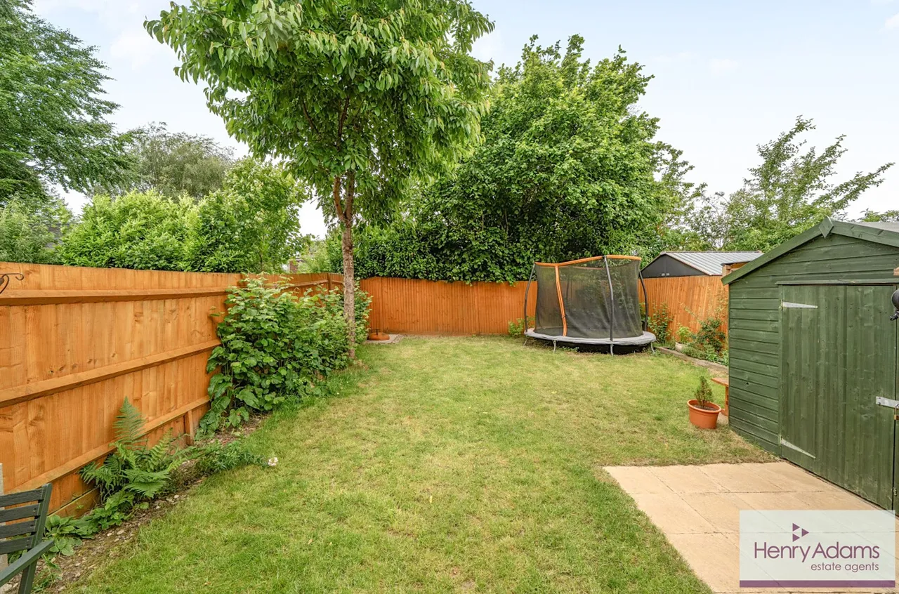 Weald Way, Petersfield, GU31, photo 14