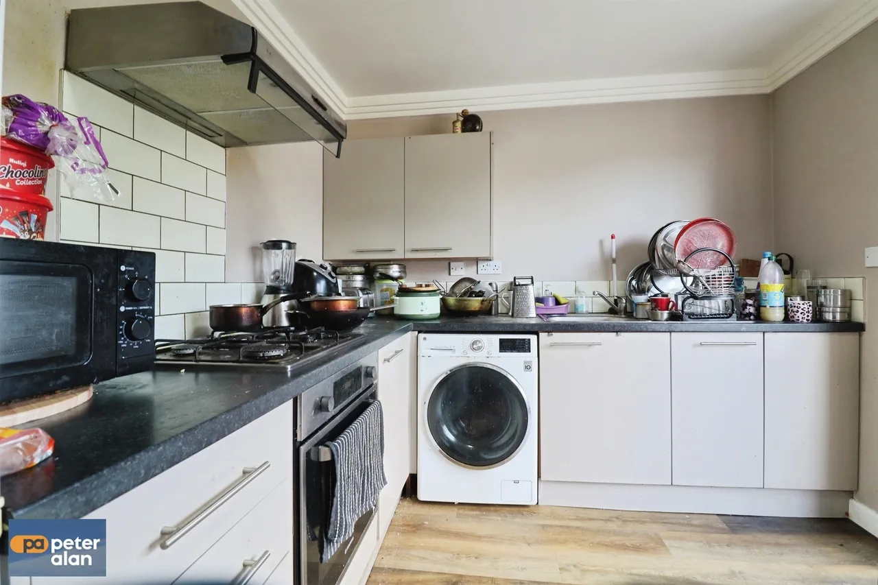 Powderham Drive, Cardiff, CF11, photo 4
