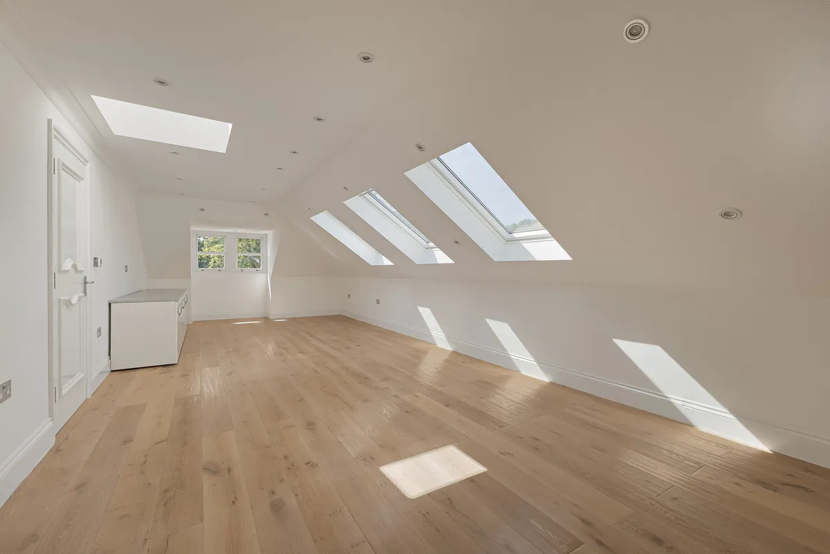 Links Green Way, Cobham, KT11, photo 15