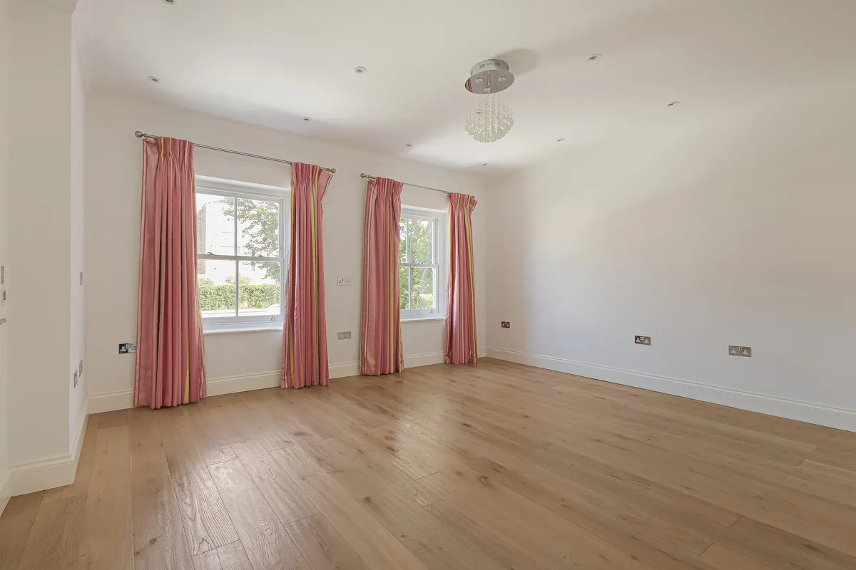 Links Green Way, Cobham, KT11, photo 11