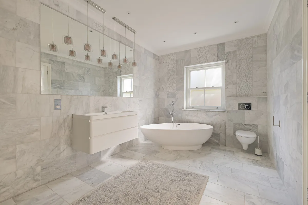 Links Green Way, Cobham, KT11, photo 13