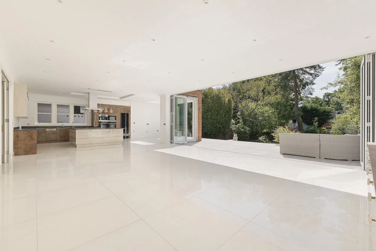Links Green Way, Cobham, KT11, photo 2