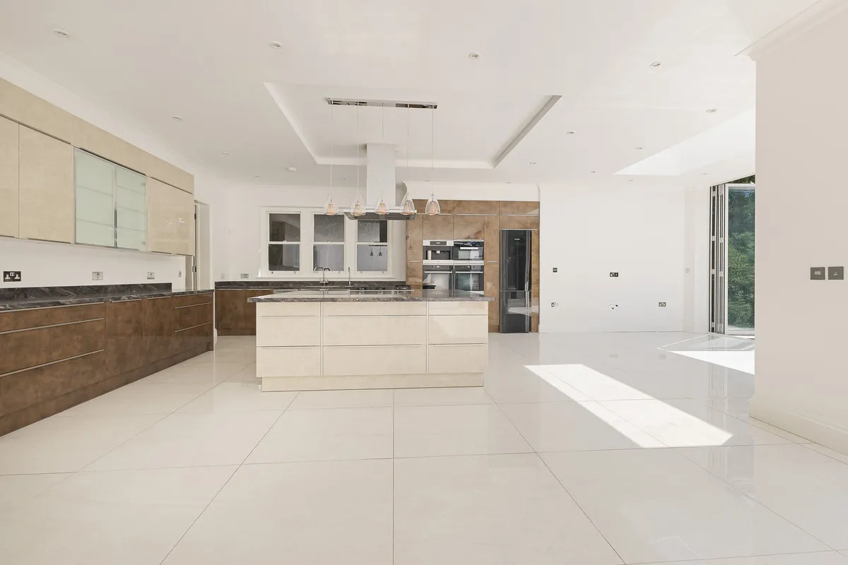 Links Green Way, Cobham, KT11, photo 4