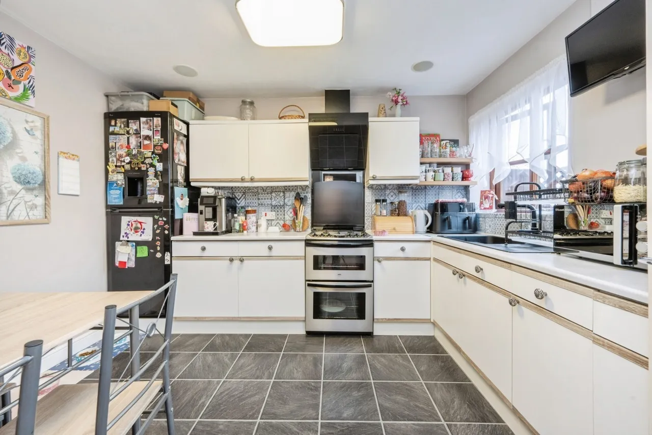 Poppyfields, Bedford, Bedfordshire, MK41, photo 4