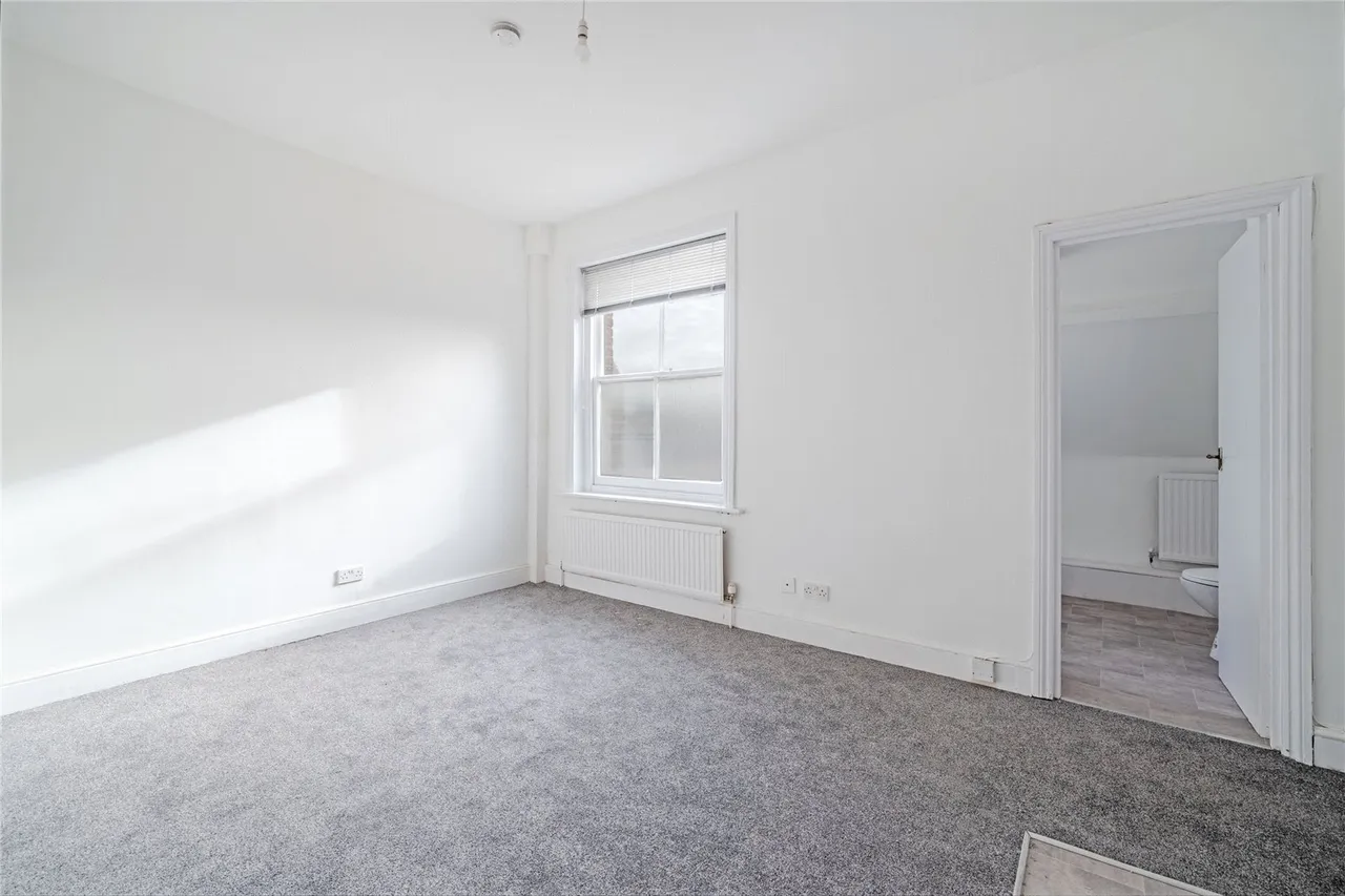 High Road, Willesden Green, NW10, photo 4