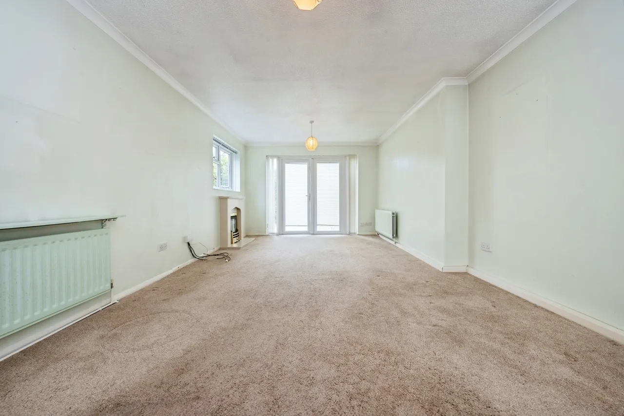 Belvoir Walk, Bedford, Bedfordshire, MK41, photo 2
