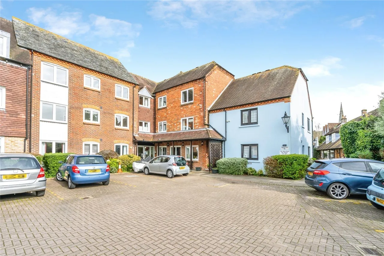Henty Gardens, Chichester, PO19, photo 14