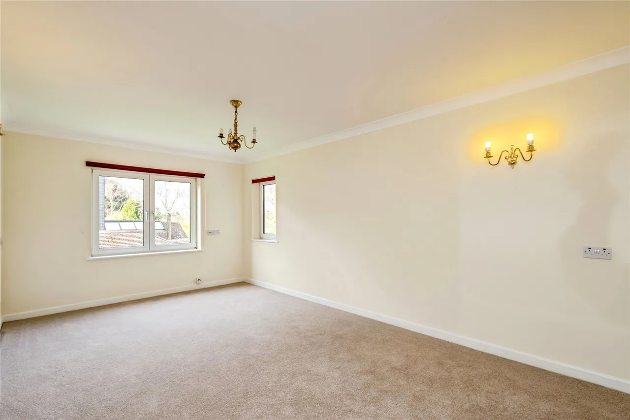 Henty Gardens, Chichester, PO19, photo 3