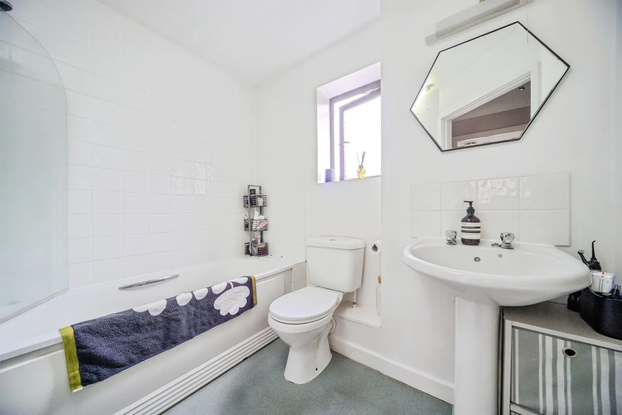 Rushfields Close, Westcroft, MK4, photo 9