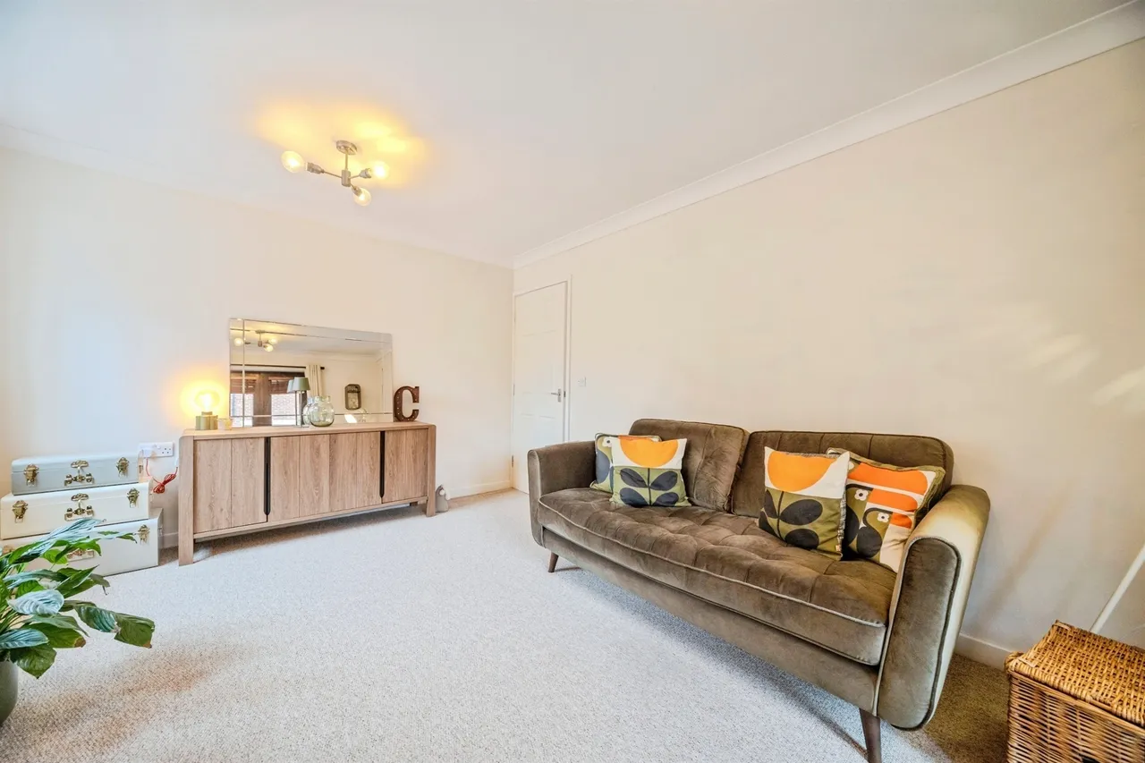 Rushfields Close, Westcroft, MK4, photo 8