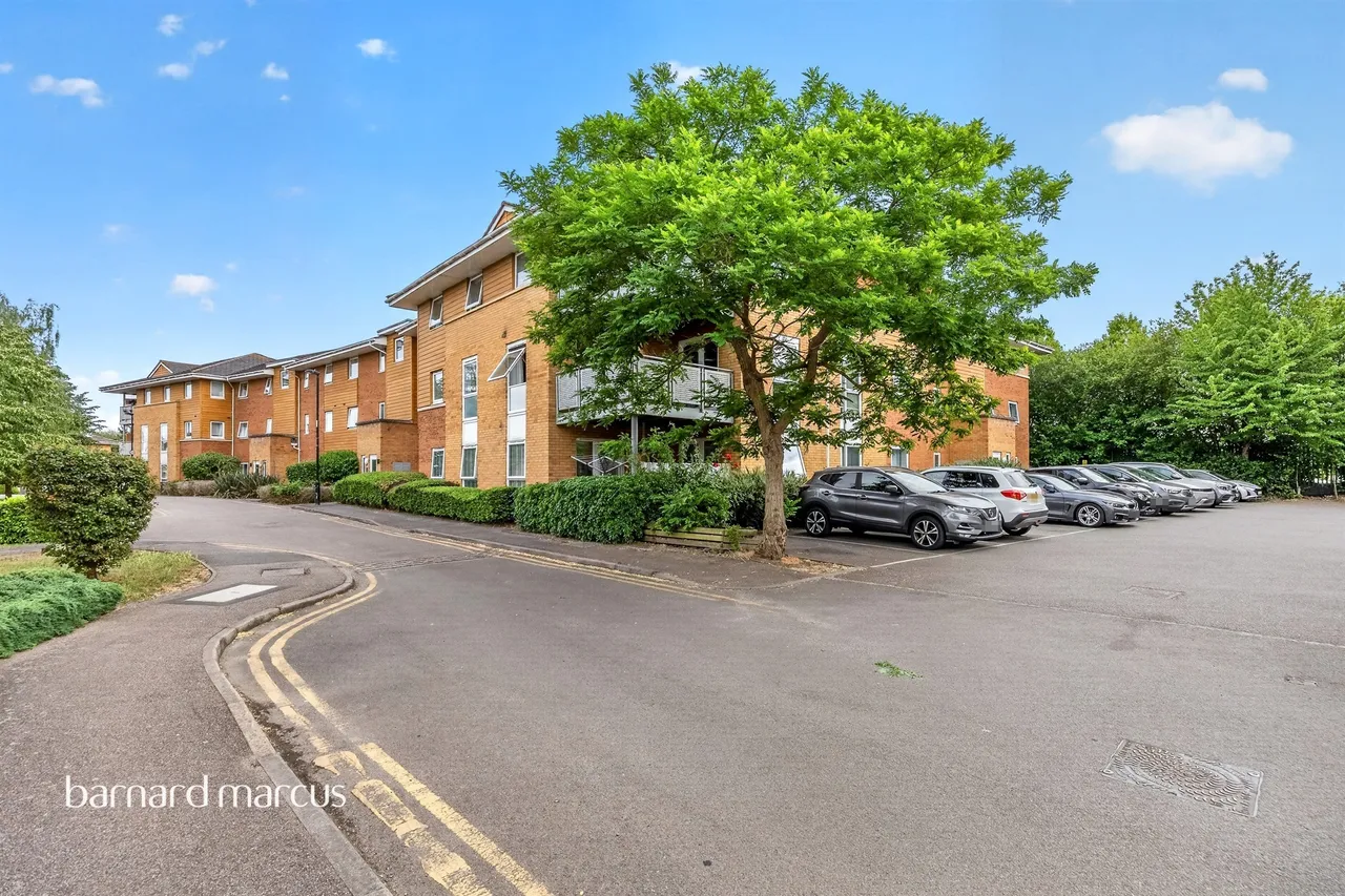 Manning Gardens, Croydon, photo 12