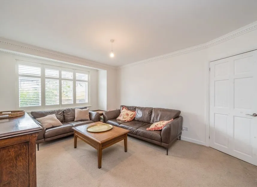 Heath Road, Hounslow, TW3, photo 2