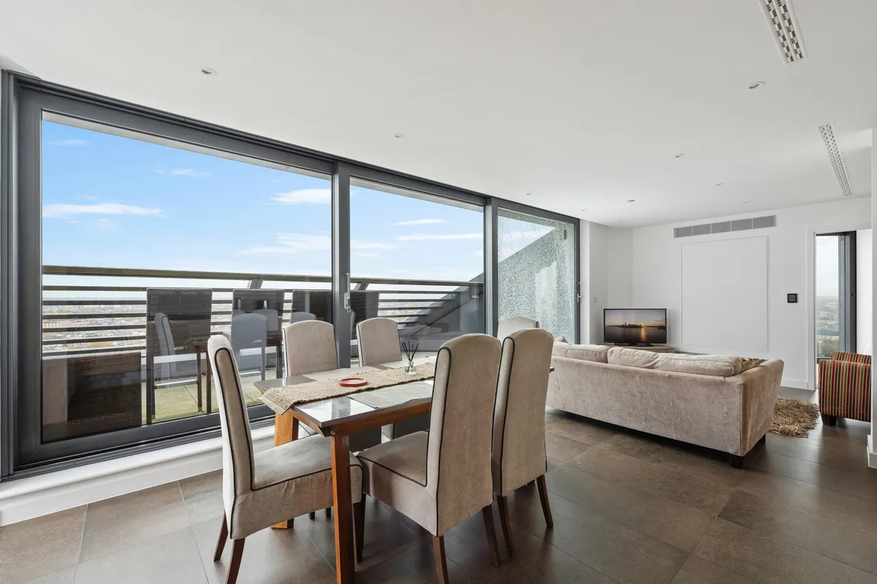 Chronicle Tower, City Road, EC1V, photo 5