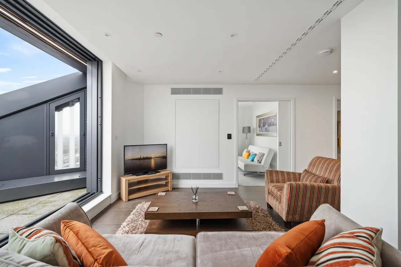 Chronicle Tower, City Road, EC1V, photo 8