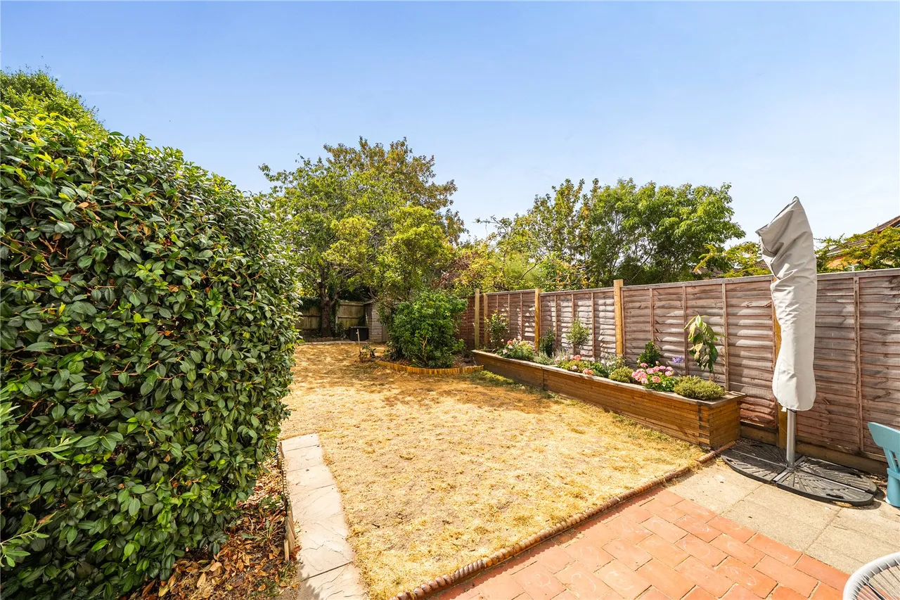 Newlands Avenue, Southampton, Hampshire, SO15 5EQ, photo 22