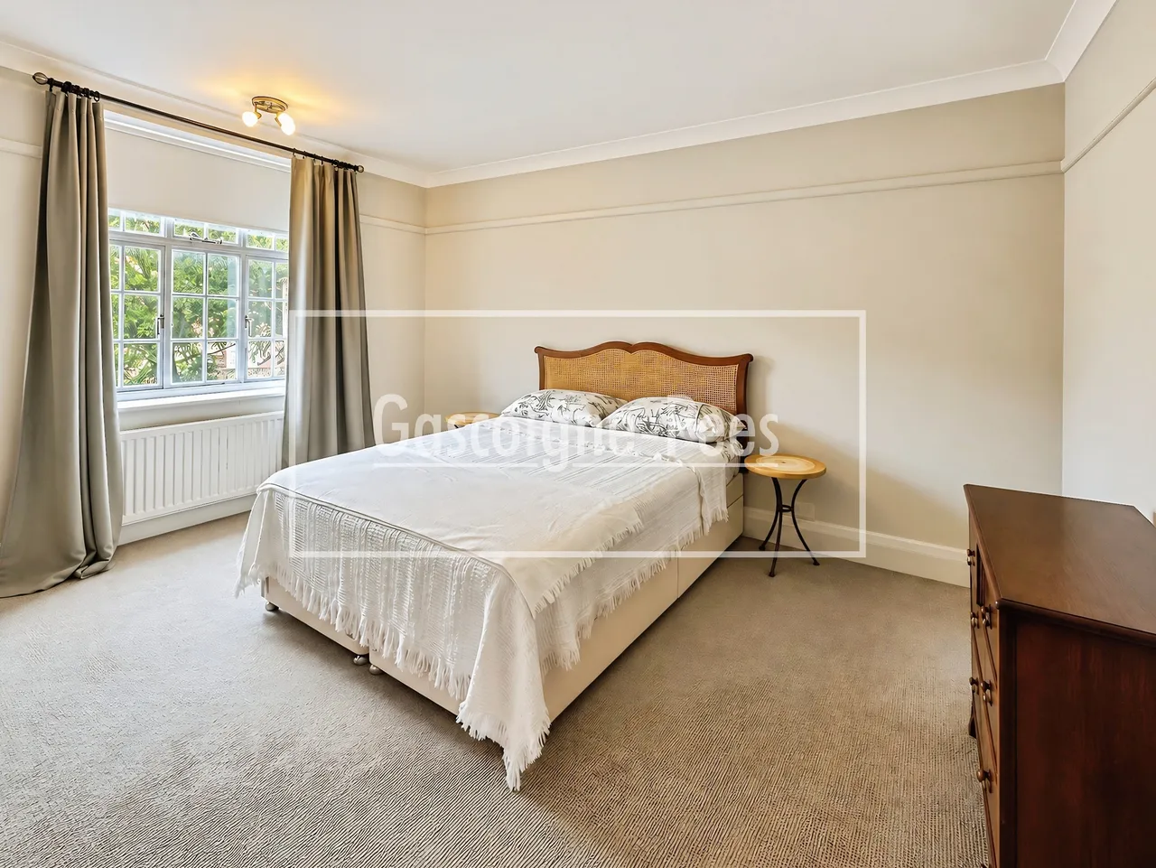 Norbiton Hall, KT2, photo 5