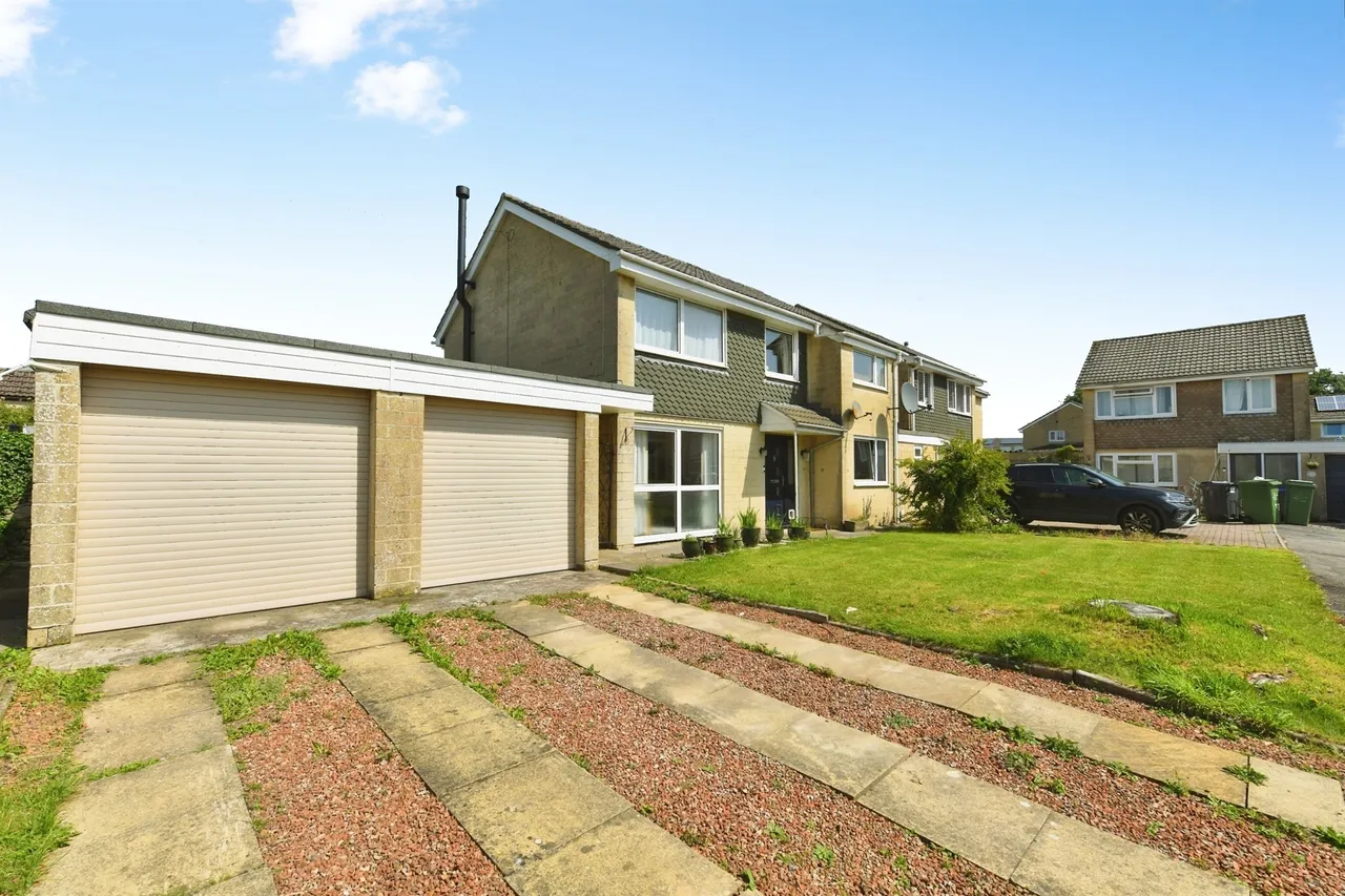 5 bed house for sale, Grocyn Close, Colerne, SN14