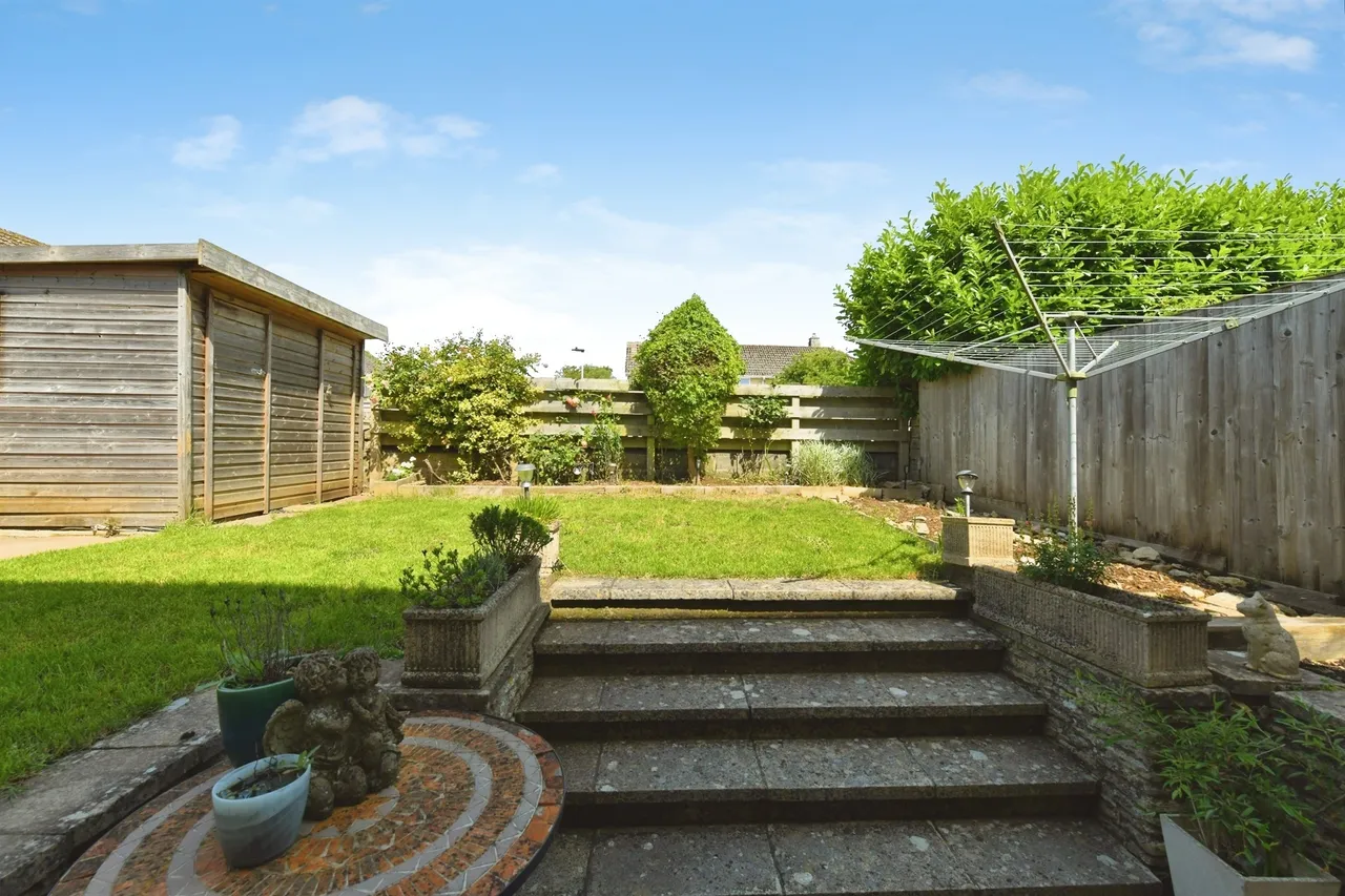 Grocyn Close, Colerne, SN14, photo 17
