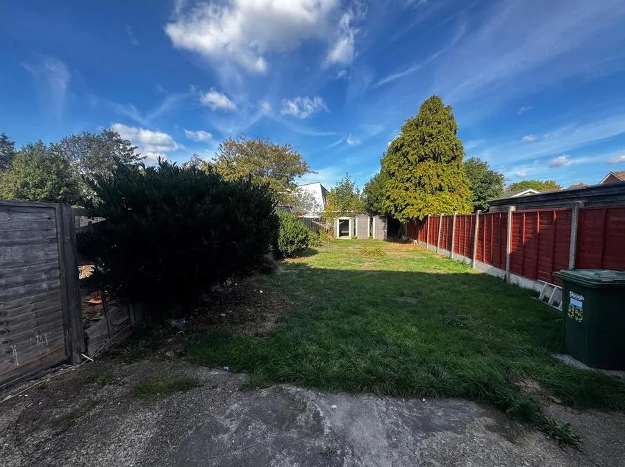 Elliman Avenue, Slough, SL2, photo 8