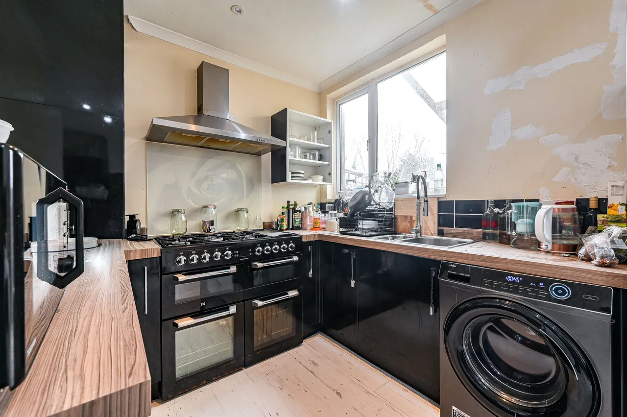 8 Bramdean Crescent, London, photo 4