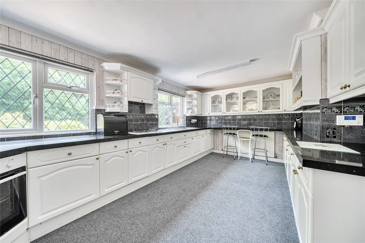 The Square, Paynesfield Road, Tatsfield, Westerham, TN16, photo 6