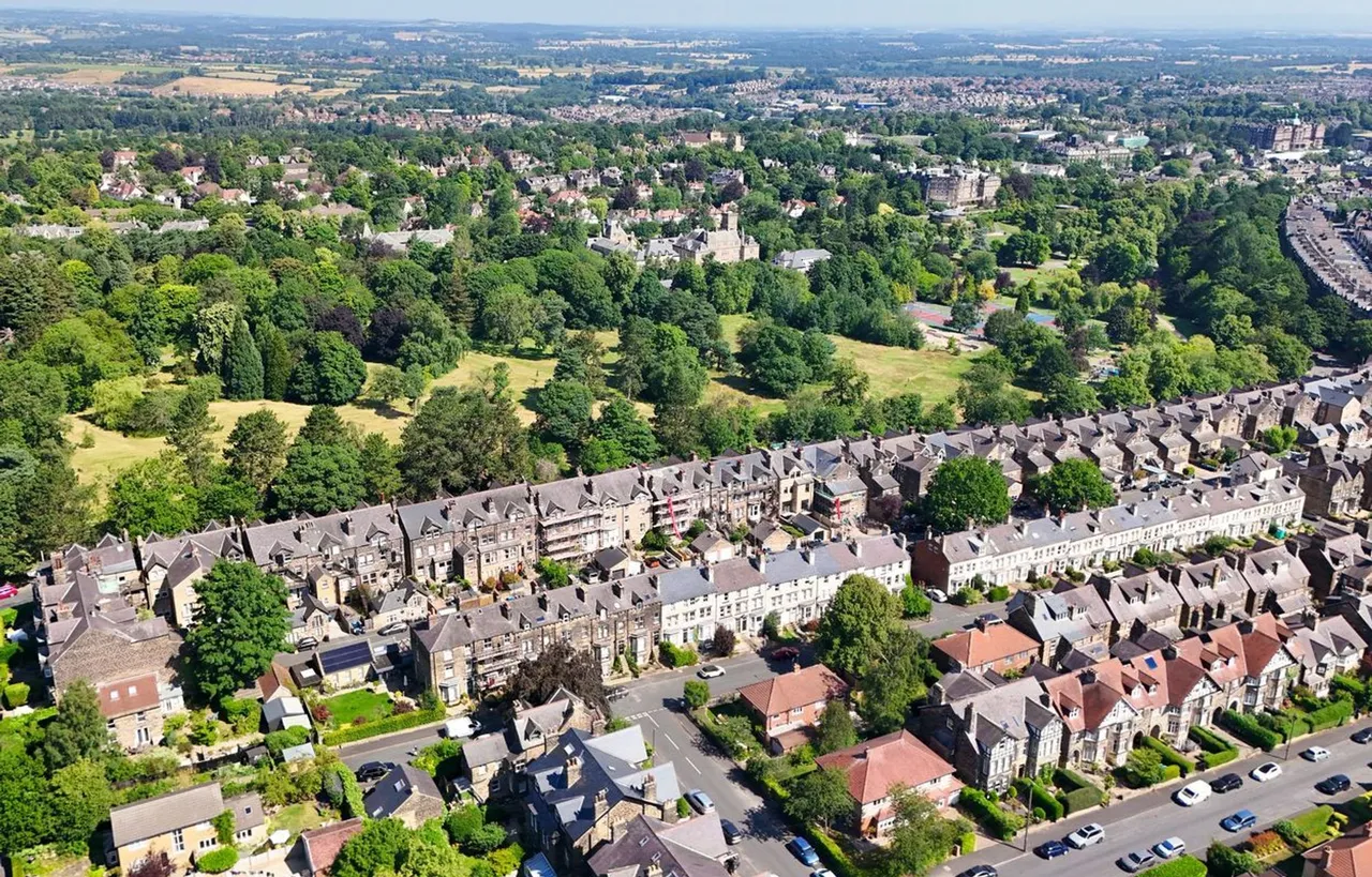 West Cliffe Terrace, Harrogate, HG2, photo 11