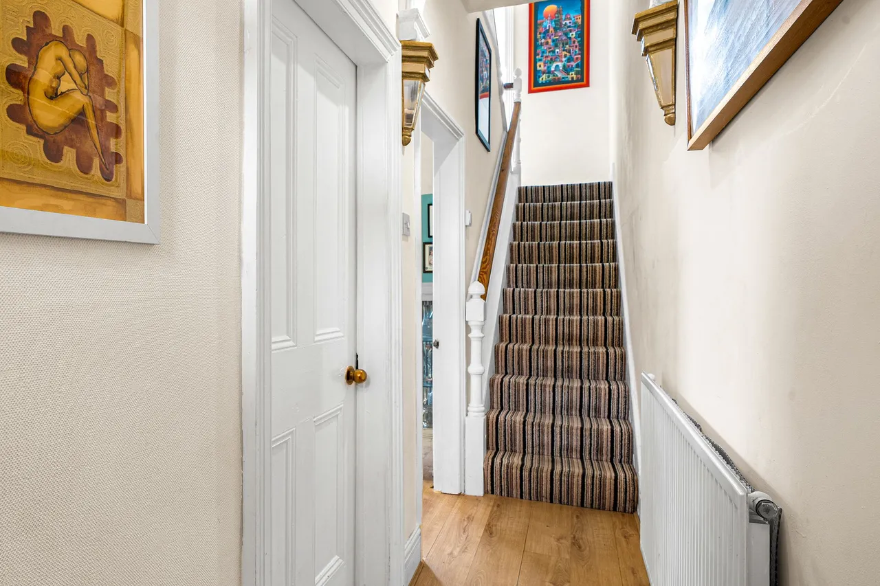 West Cliffe Terrace, Harrogate, HG2, photo 12