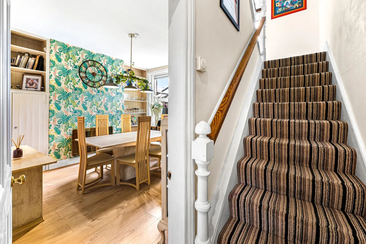 West Cliffe Terrace, Harrogate, HG2, photo 13