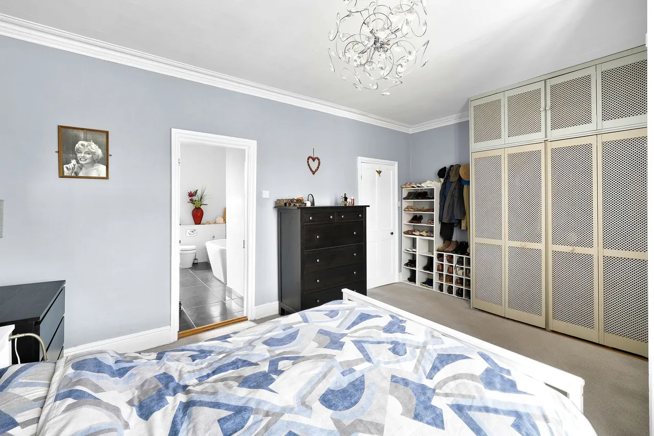 West Cliffe Terrace, Harrogate, HG2, photo 25