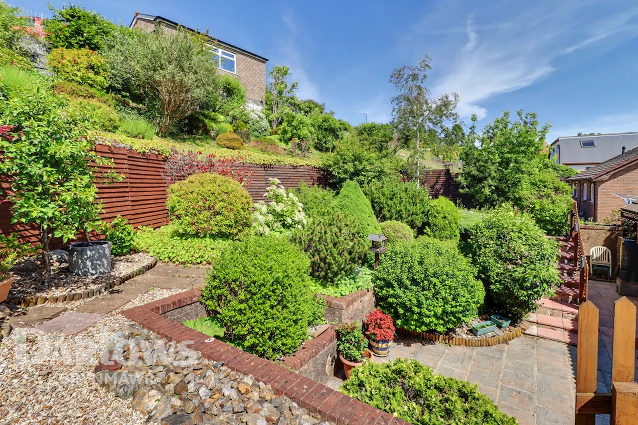St Lukes Road, Tredegar, photo 2