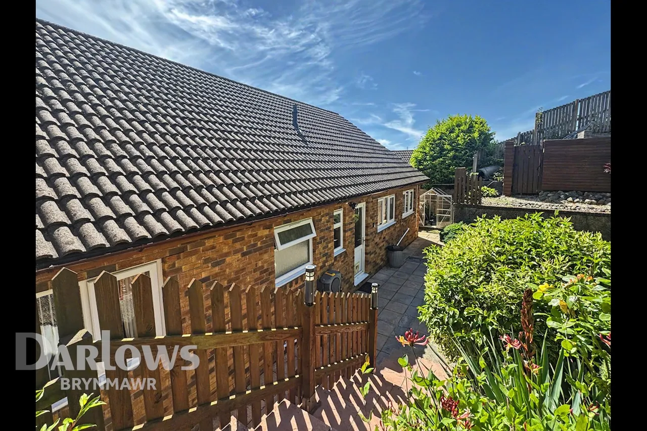 St Lukes Road, Tredegar, photo 28
