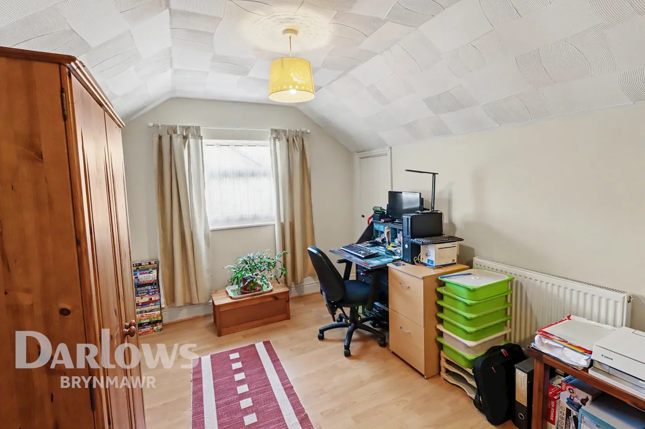 St Lukes Road, Tredegar, photo 24