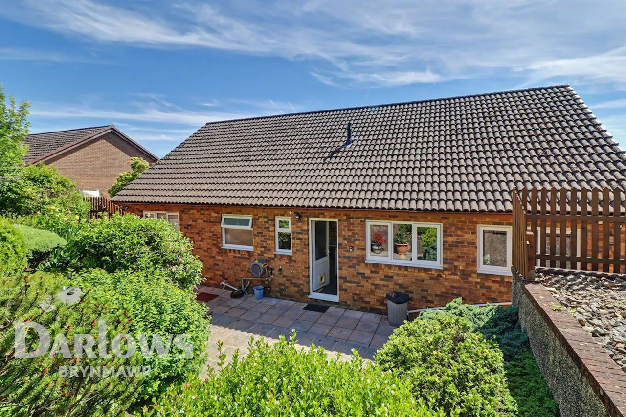 St Lukes Road, Tredegar, photo 32