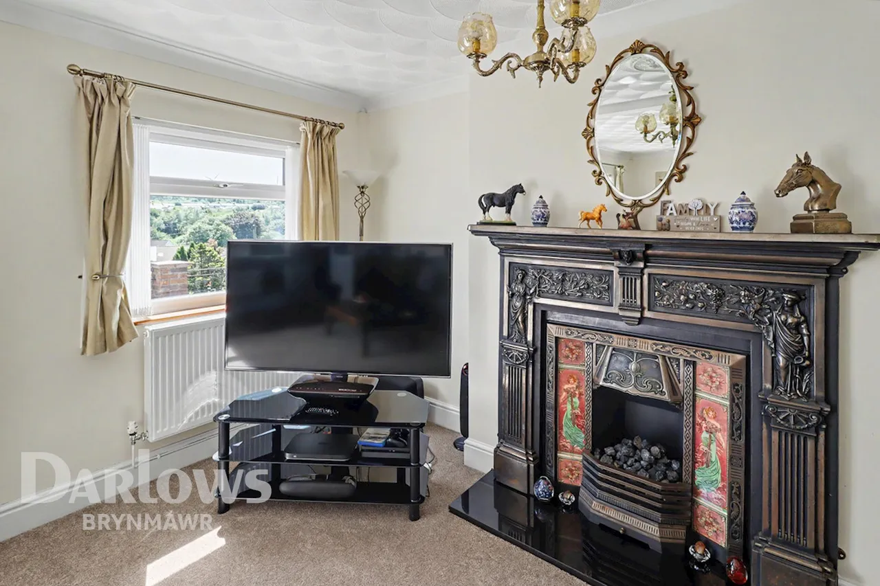 St Lukes Road, Tredegar, photo 7