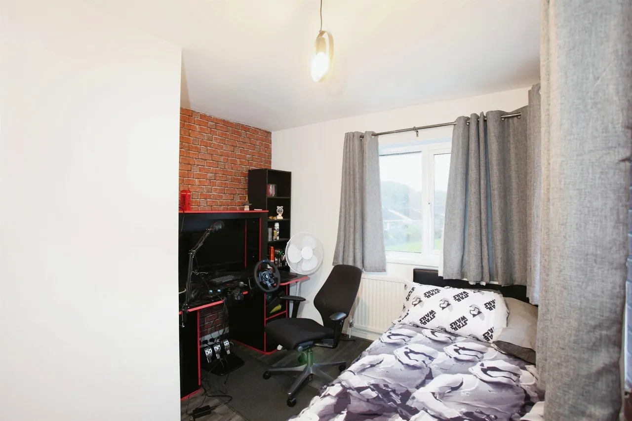 St. James Close, Hengoed, CF82, photo 10