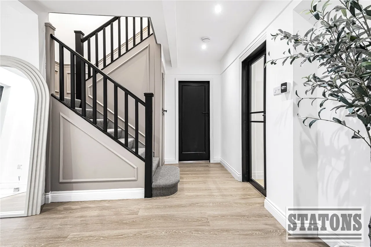 Lancaster Avenue, Hadley Wood, EN4 0ES, photo 2