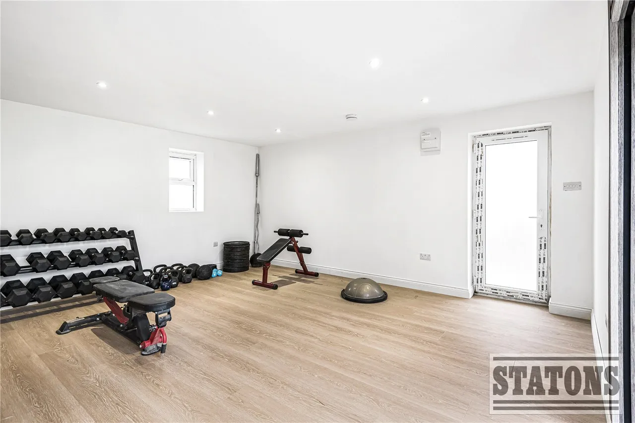 Lancaster Avenue, Hadley Wood, EN4 0ES, photo 27