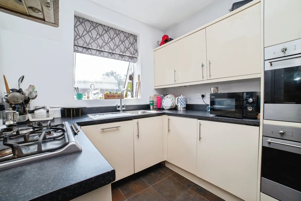Century Avenue, Mansfield, Nottinghamshire, NG18, photo 12