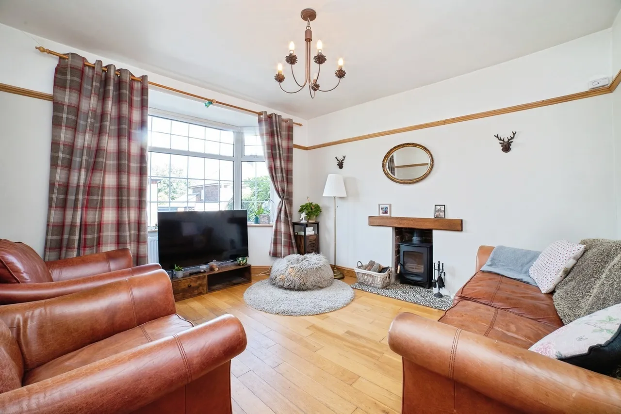 Century Avenue, Mansfield, Nottinghamshire, NG18, photo 2