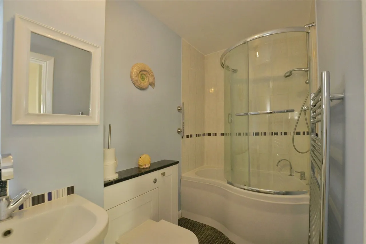 Seawall, Dymchurch, Romney Marsh, Kent, TN29, photo 19