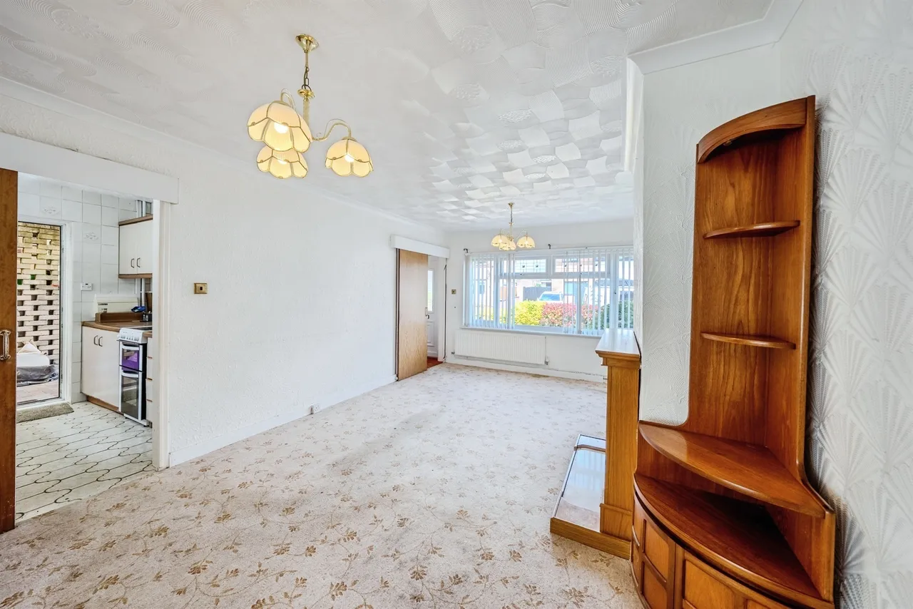 Tennyson Road, Caldicot, NP26, photo 3
