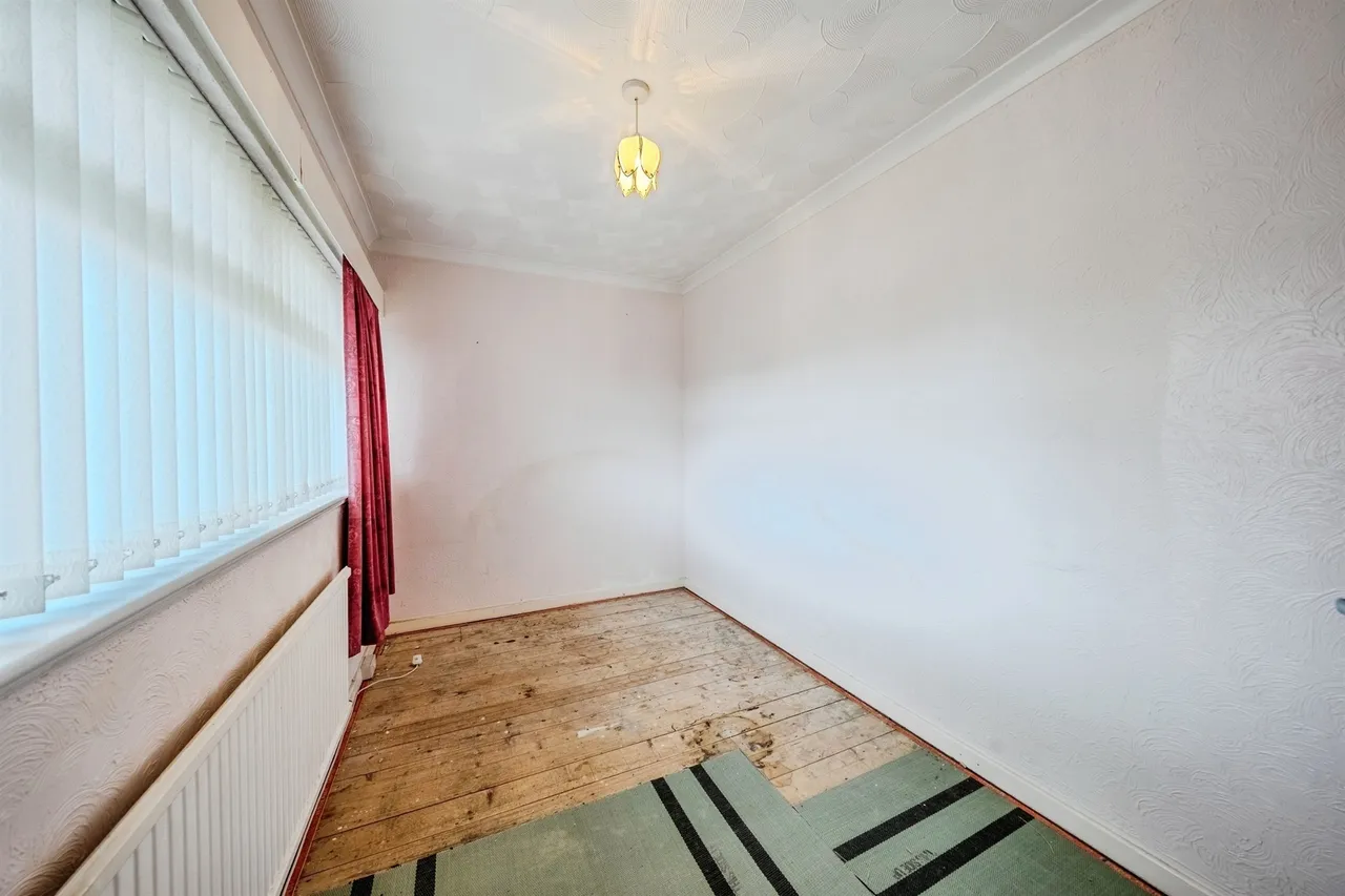 Tennyson Road, Caldicot, NP26, photo 18