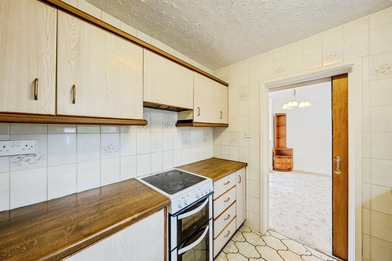 Tennyson Road, Caldicot, NP26, photo 9