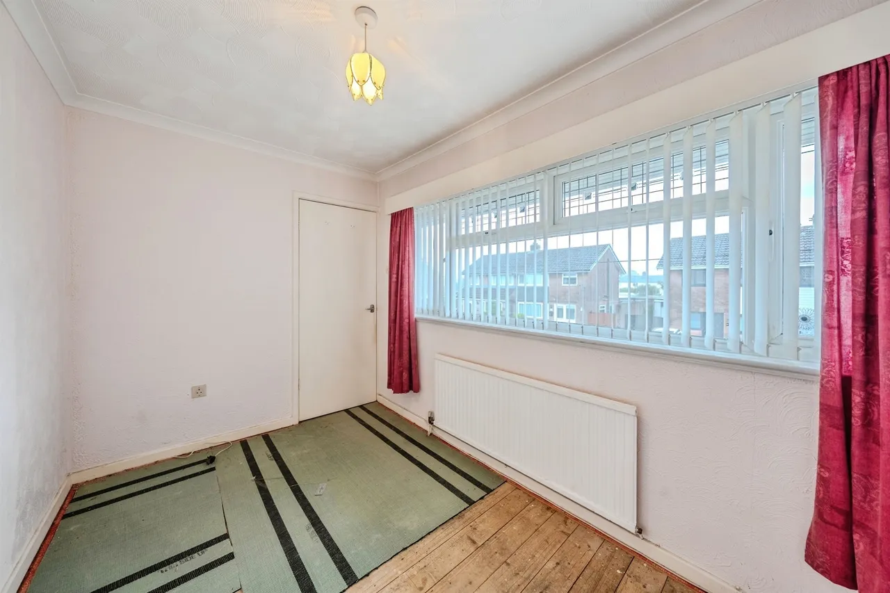 Tennyson Road, Caldicot, NP26, photo 20