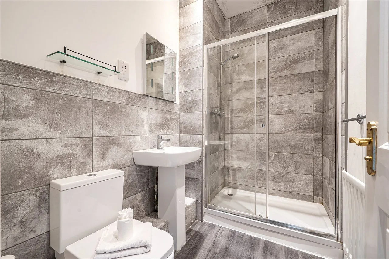 Tarragon Road, Maidstone, ME16, photo 13