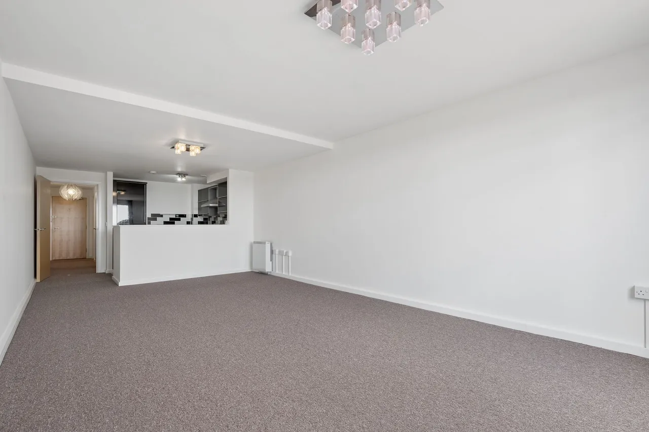 Blackburn Road, Bolton, photo 11