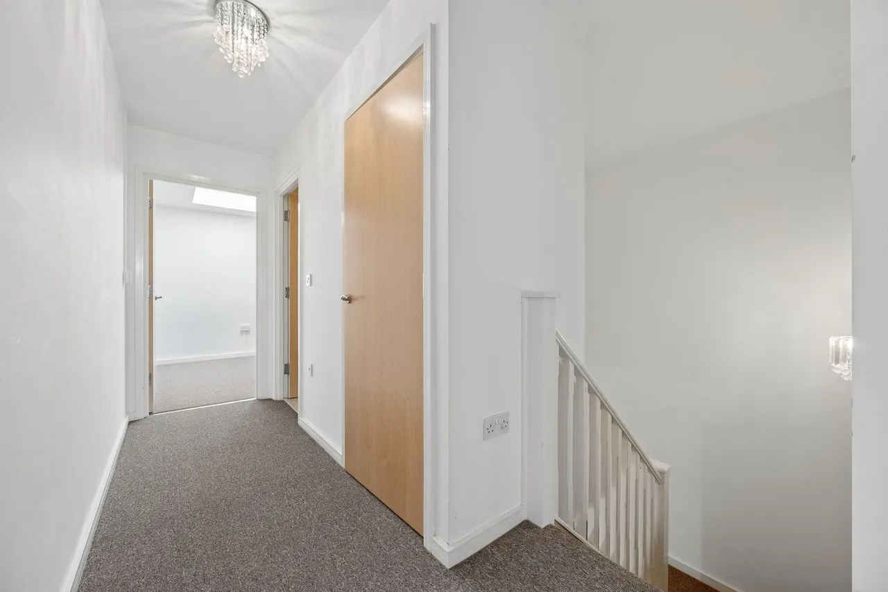 Blackburn Road, Bolton, photo 16