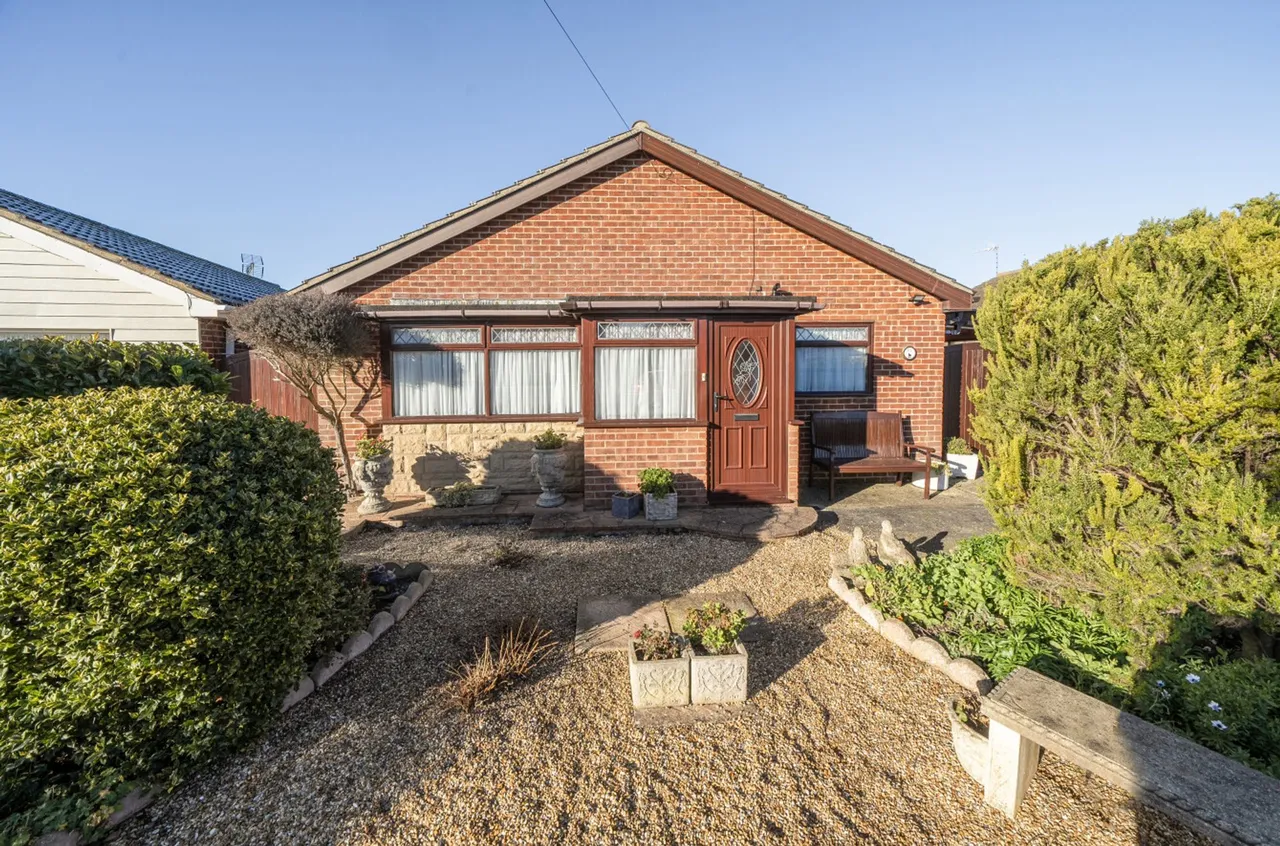 Roundstone Way, Selsey, PO20, photo 3