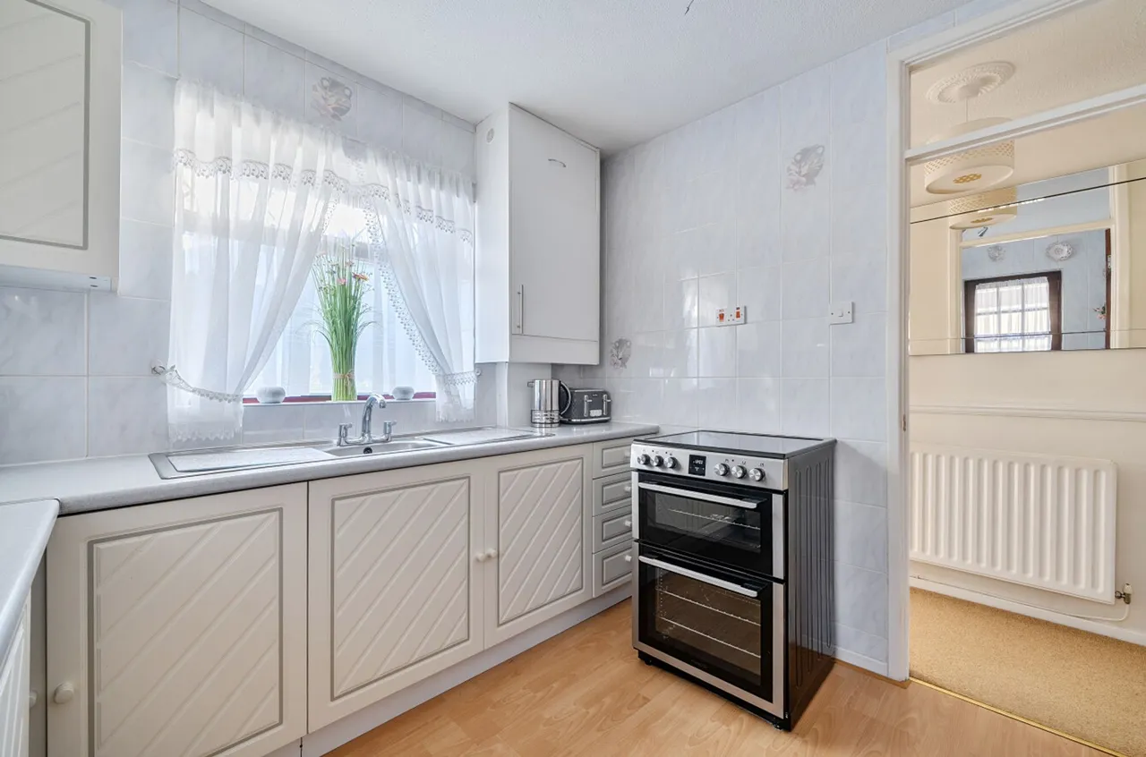 Roundstone Way, Selsey, PO20, photo 6