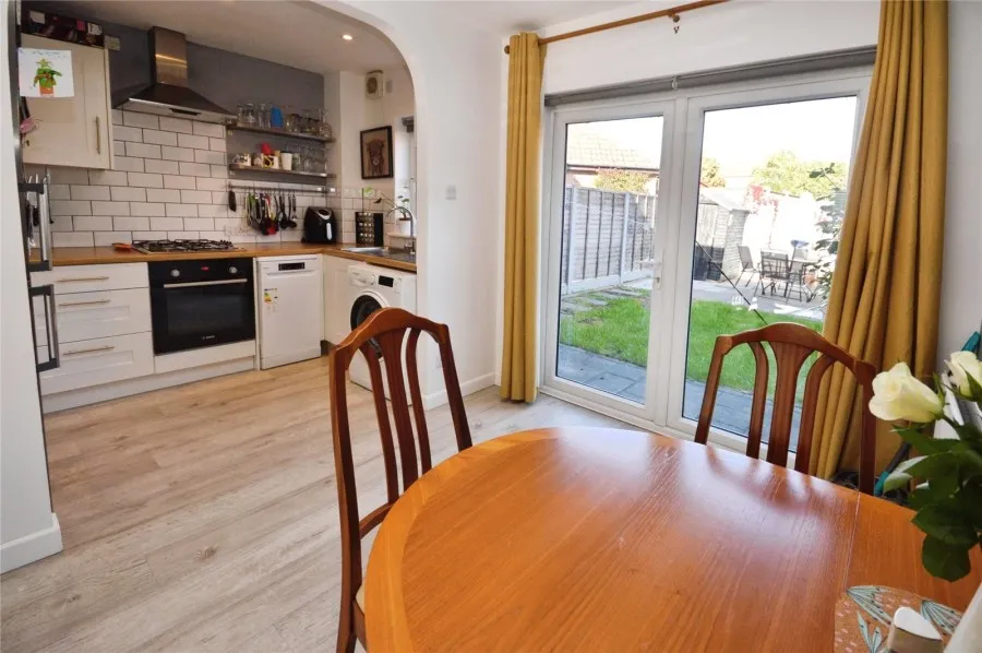 with 2 bedrooms in Bishop's Stortford, CM23, photo 4